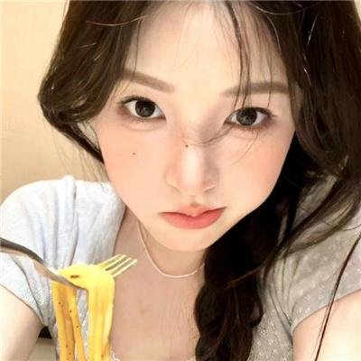 惠美李艺彩派 海报